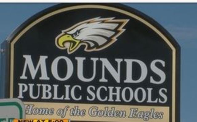 Mounds Public Schools district calendar, school supplies list for 2018-19